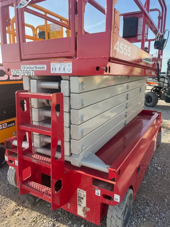2019 MEC 4555SE Scissor Lift