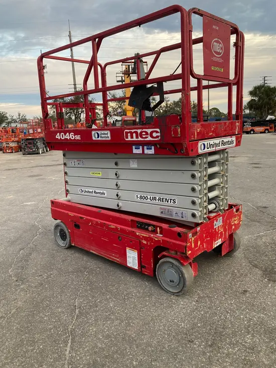 2017 MEC 4046SE Scissor Lift