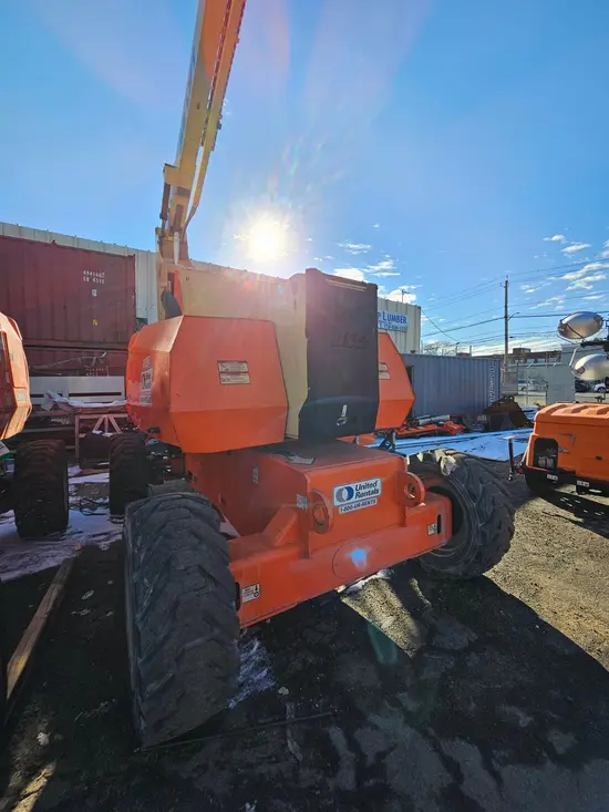 2017 JLG 800AJ Articulating Boom Lift