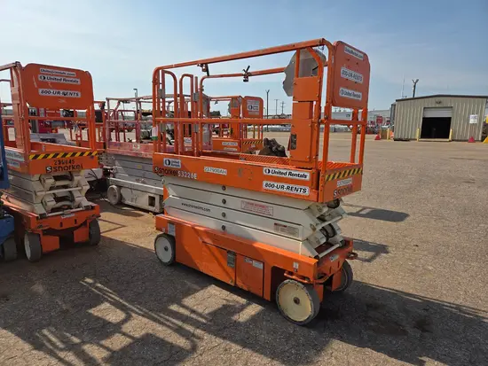2019 Snorkel S3226E Scissor Lift