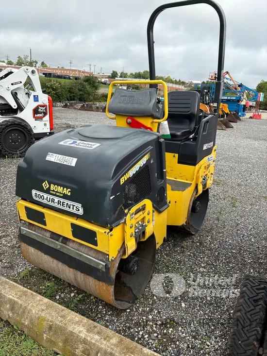2022 BOMAG BW900-50 Double Drum Roller