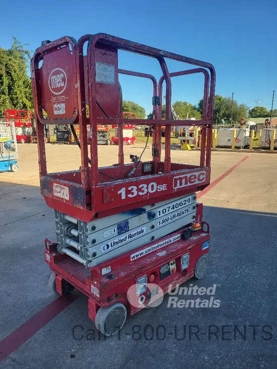 2018 MEC 1330SE Scissor Lift