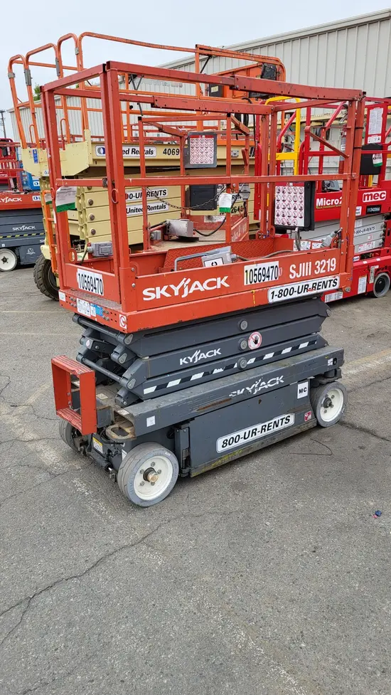 2017 Skyjack SJIII3219 Scissor Lift