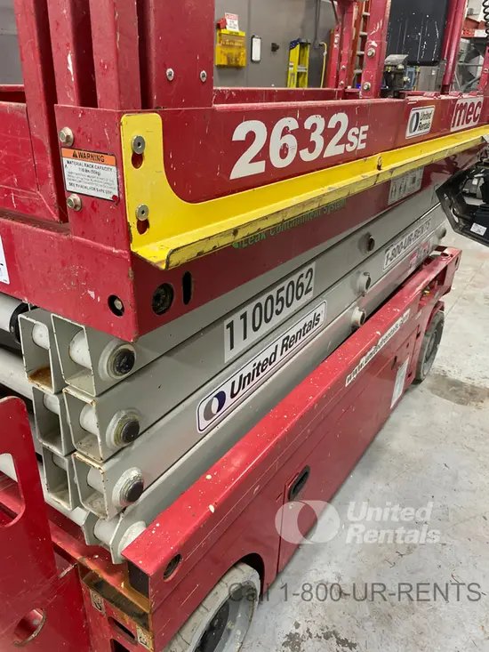 2019 MEC 2632SE Scissor Lift