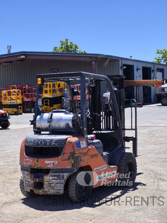 2019 Toyota 8FGU25 Warehouse Forklift