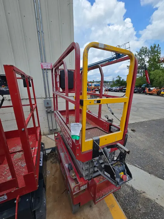 2019 MEC 1330SE Scissor Lift