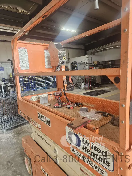 2018 Snorkel S3219E Scissor Lift