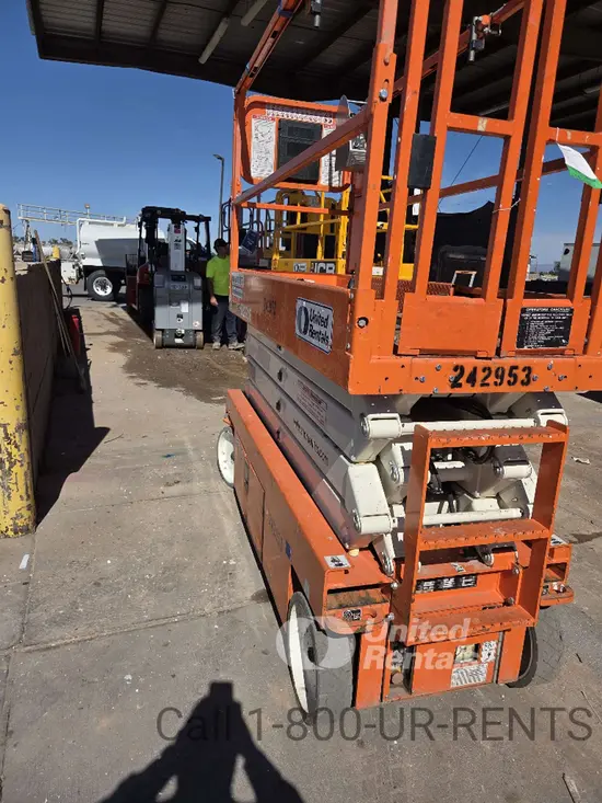 2020 Snorkel S3226E Scissor Lift