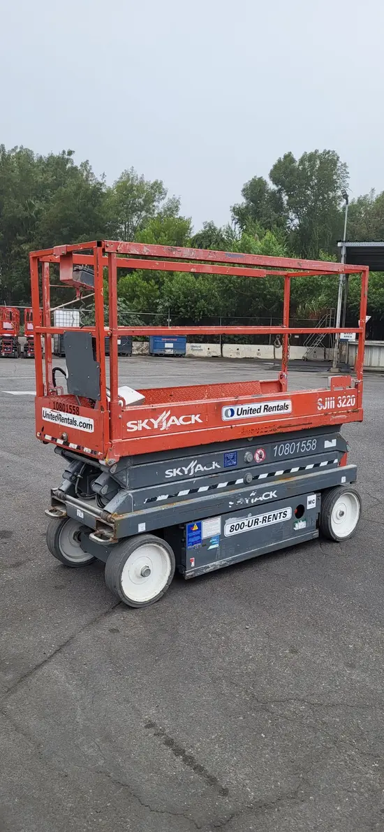 2018 Skyjack SJIII3220 Scissor Lift