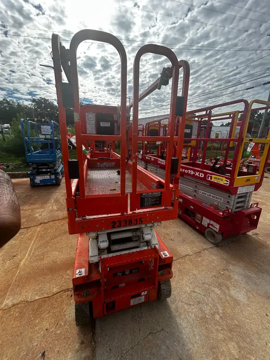 2019 Snorkel S3219E Scissor Lift