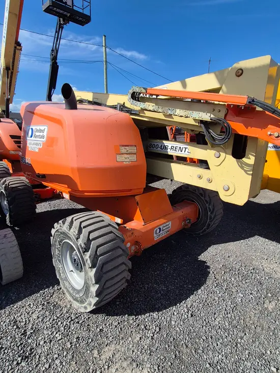 2017 JLG 450AJ Articulating Boom Lift
