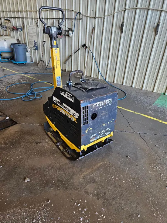 2022 BOMAG BPR70/70DE Vibratory Plate Compactor
