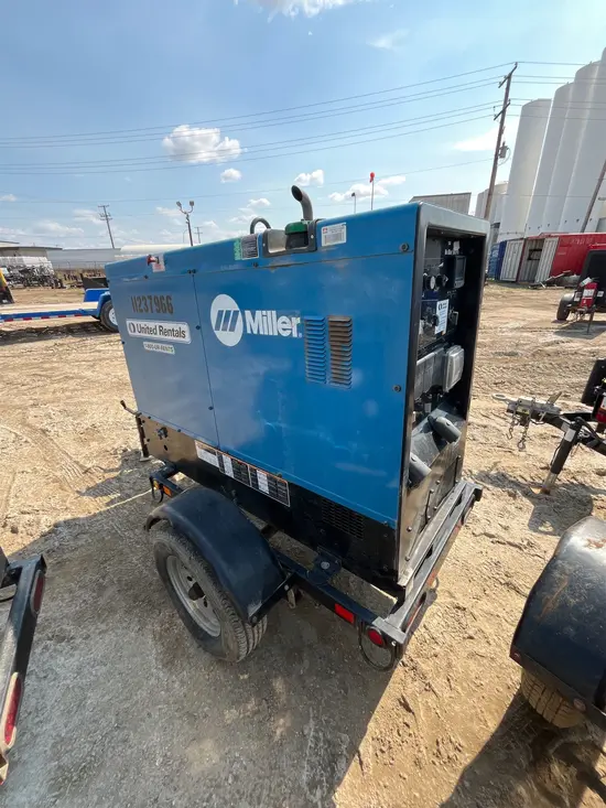 2021 Miller Welders BIG BLUE 500 AR Welder