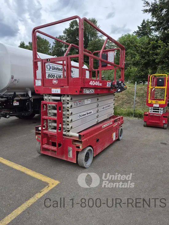 2018 MEC 4046SE Scissor Lift