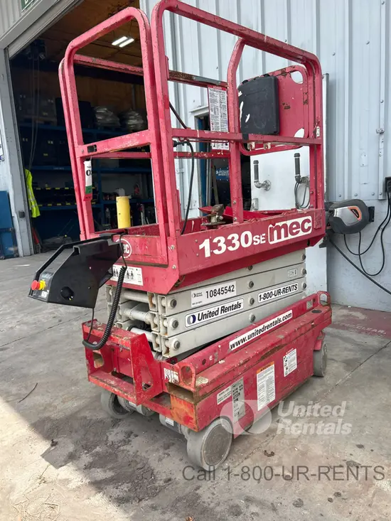 2018 MEC 1330SE Scissor Lift