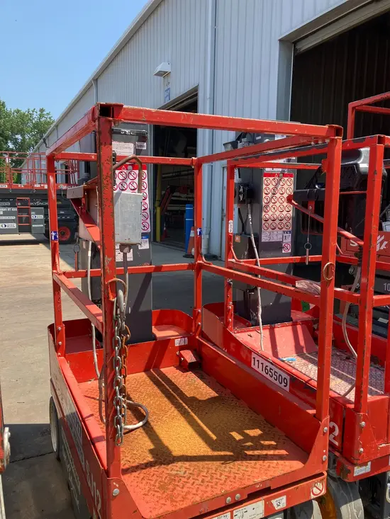 2018 Skyjack SJ12 Self-Propelled One-Person Lift