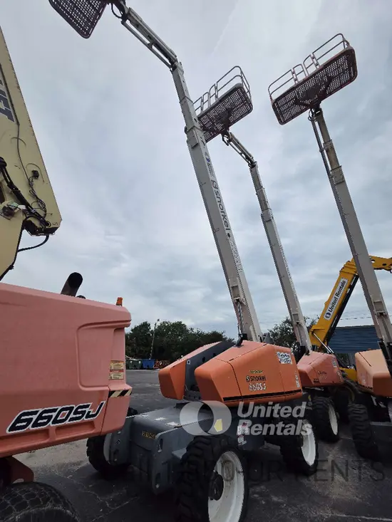 2021 Snorkel 660SJ Boom Lift