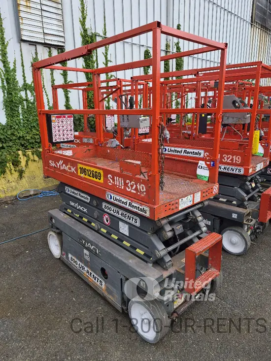 2017 Skyjack SJIII3219 Scissor Lift