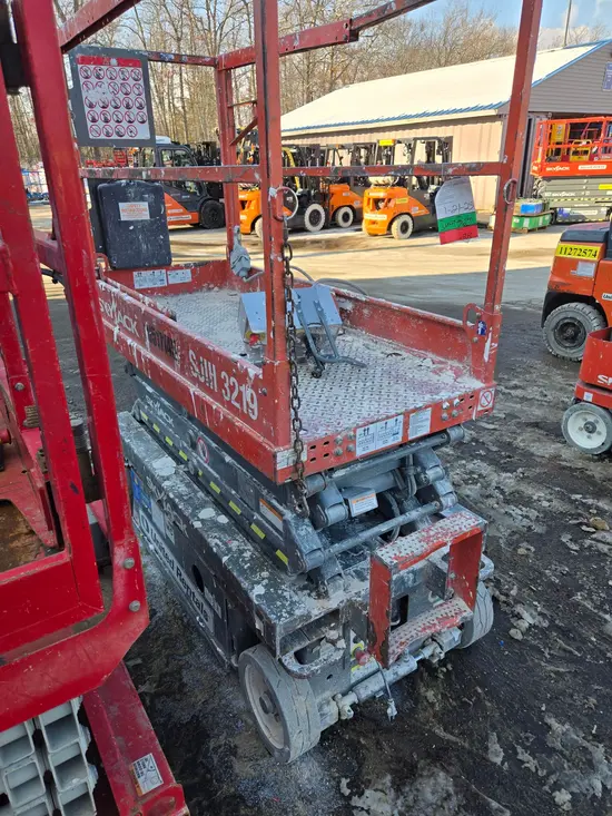 2016 Skyjack SJIII3219 Scissor Lift