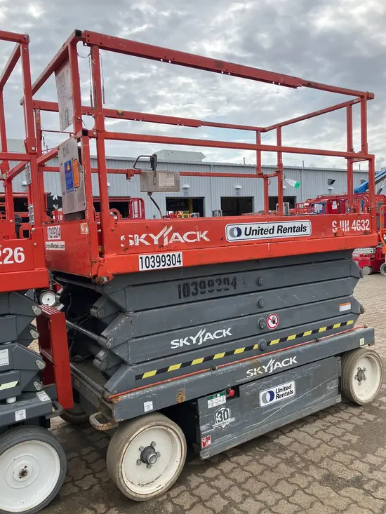 2015 Skyjack SJIII4632 Scissor Lift