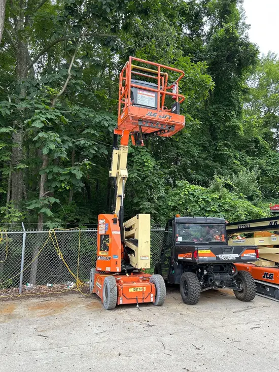 2018 JLG E300AJP Articulating Boom Lift