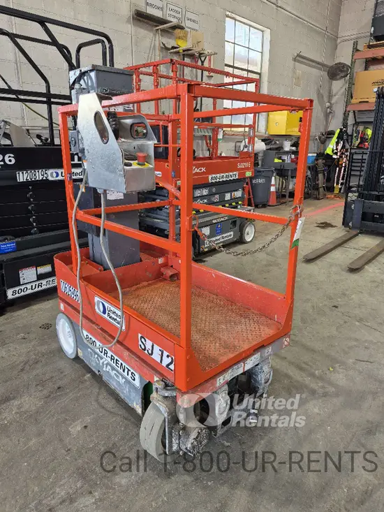 2017 Skyjack SJ12 Self-Propelled One-Person Lift