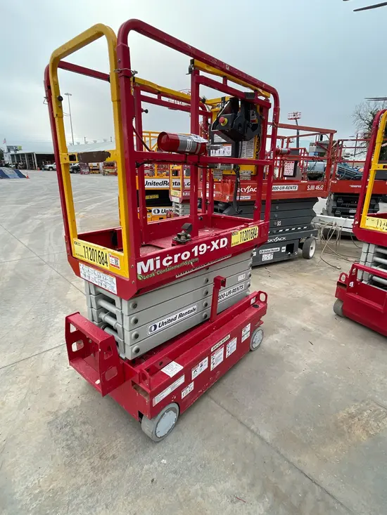 2021 MEC MICRO 19-XD Scissor Lift