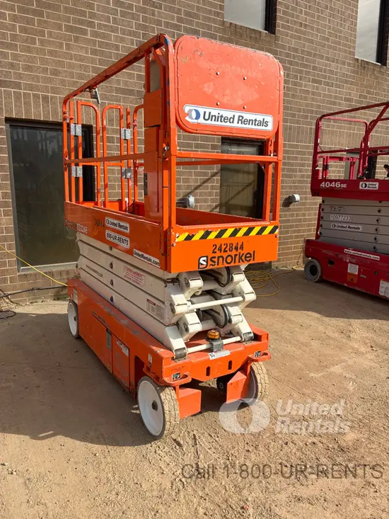 2019 Snorkel S3226E Scissor Lift
