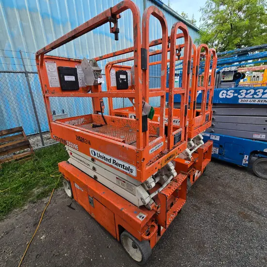 2018 Snorkel S3219E Scissor Lift