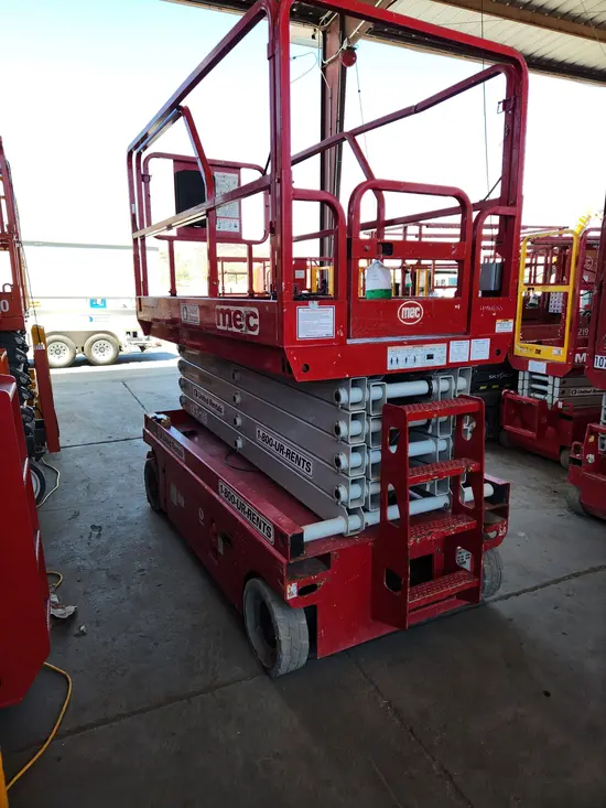 2017 MEC 3346SE Scissor Lift