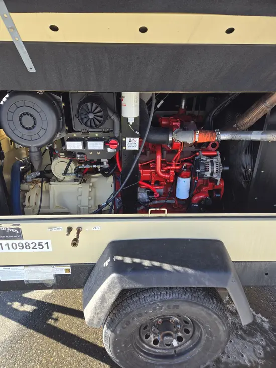 2020 Doosan P425/HP375EXT4I Air Compressor