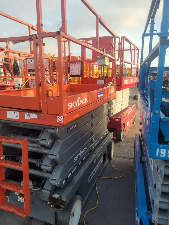 2017 Skyjack SJIII4740 Scissor Lift