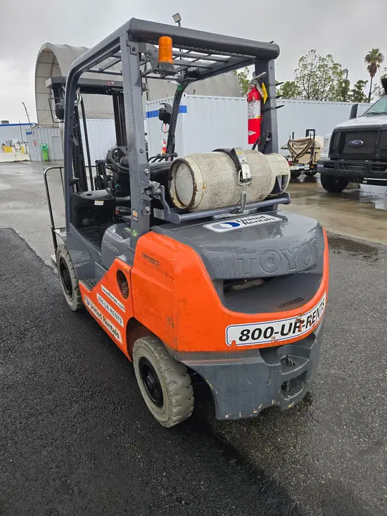 2019 Toyota 8FGU25 Warehouse Forklift