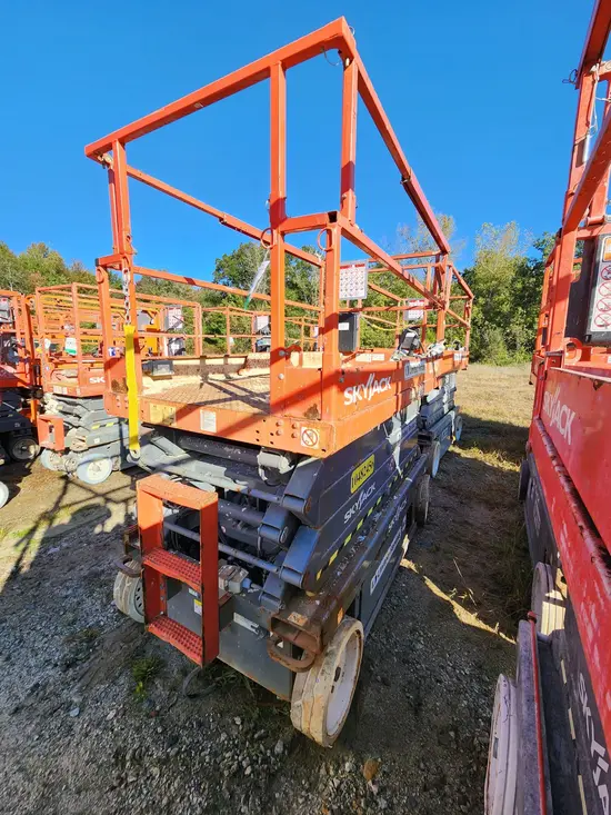 2016 Skyjack SJIII4632 Scissor Lift