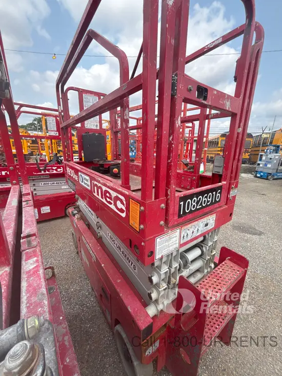 2018 MEC 1930SE Scissor Lift
