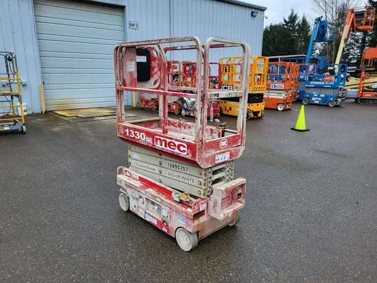 2019 MEC 1330SE Scissor Lift