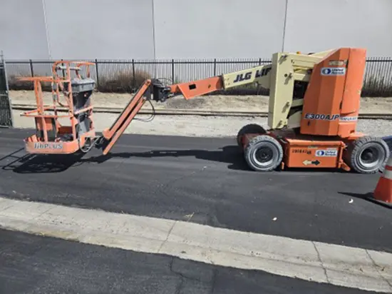 2018 JLG E300AJP Articulating Boom Lift