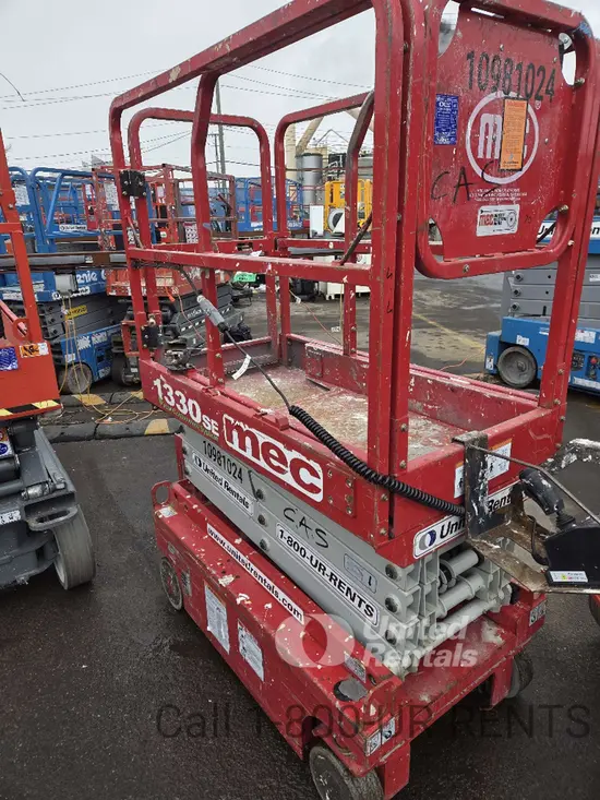 2019 MEC 1330SE Scissor Lift