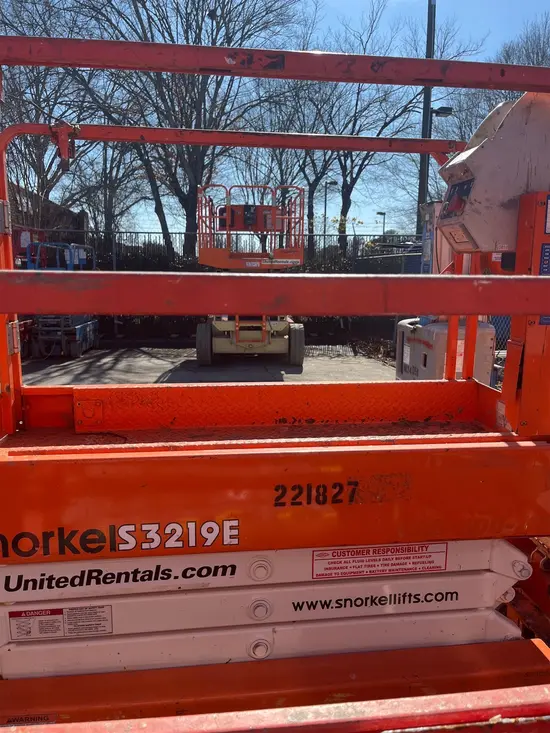 2019 Snorkel S3219E Scissor Lift