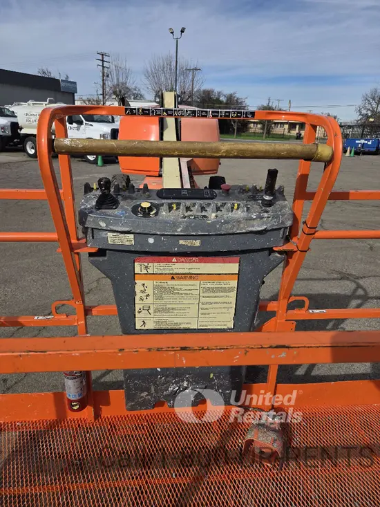 2018 JLG 400S Boom Lift