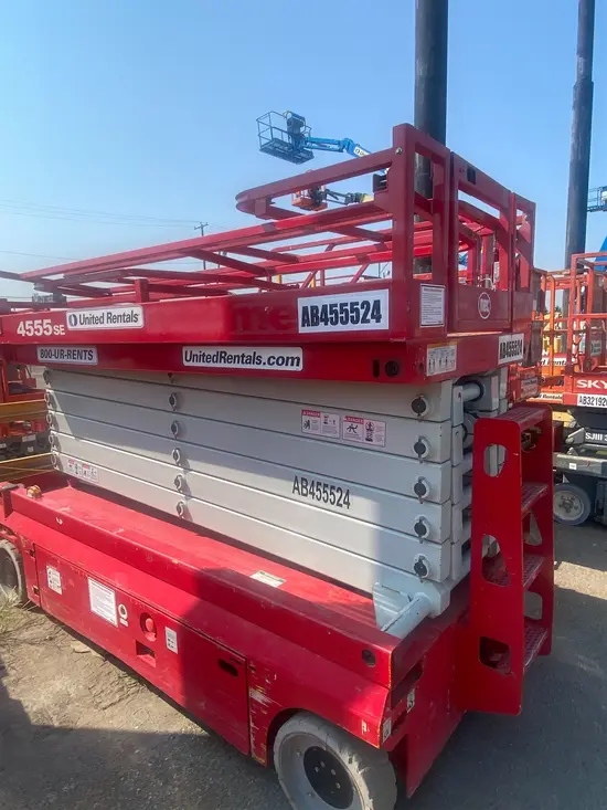 2018 MEC 4555SE Scissor Lift