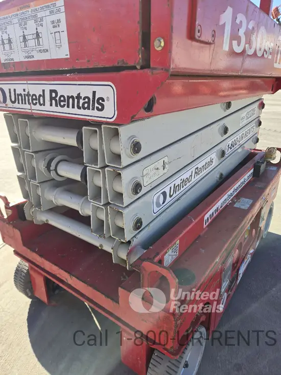 2018 MEC 1330SE Scissor Lift