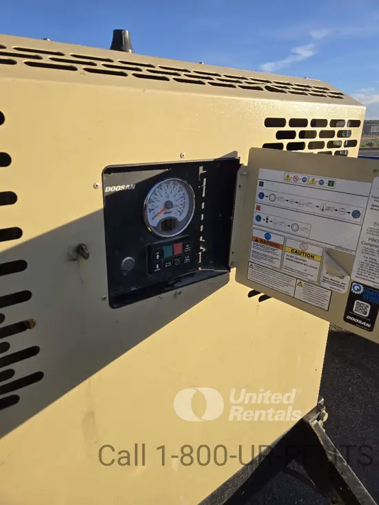 2021 Doosan P425/HP375WCUT4 Air Compressor