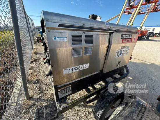 2022 Lincoln Electric LE500X Welder