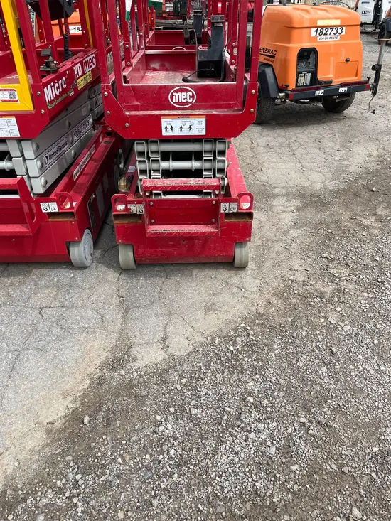 2018 MEC 1330SE Scissor Lift