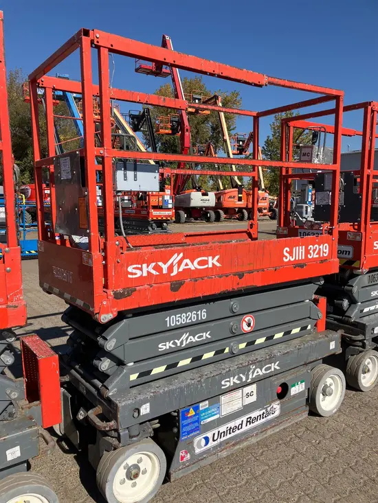 2017 Skyjack SJIII3219 Scissor Lift
