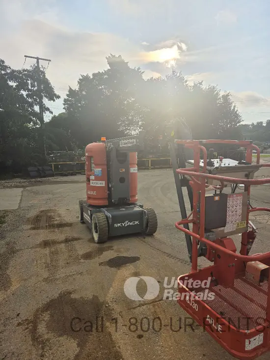 2018 Skyjack SJ30ARJE Articulating Boom Lift