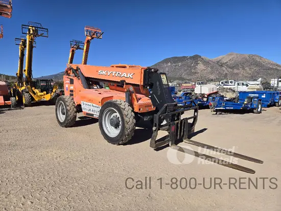 2018 SKYTRAK 8042 Forklift