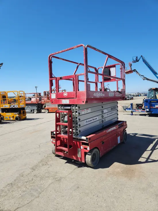 2018 MEC 4046SE Scissor Lift