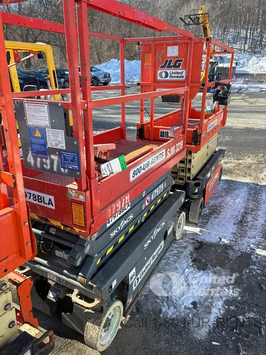 2017 Skyjack SJIII3219 Scissor Lift
